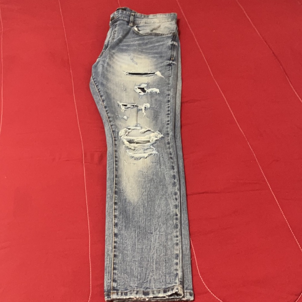 These “Sean Fit” jeans are stylish and affordable